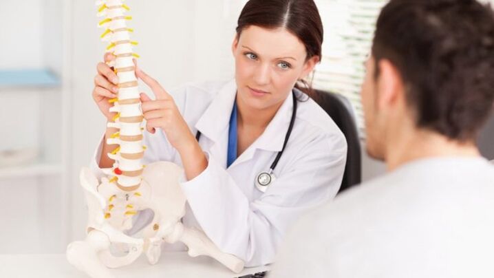 Zdravniki menijo, da je osteohondroza pogosta patologija hrbtenice, ki zahteva zdravljenje. 